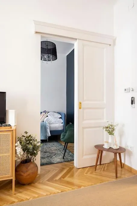 Apartment Central Relaxing Home 3Bdr A/C Budapest