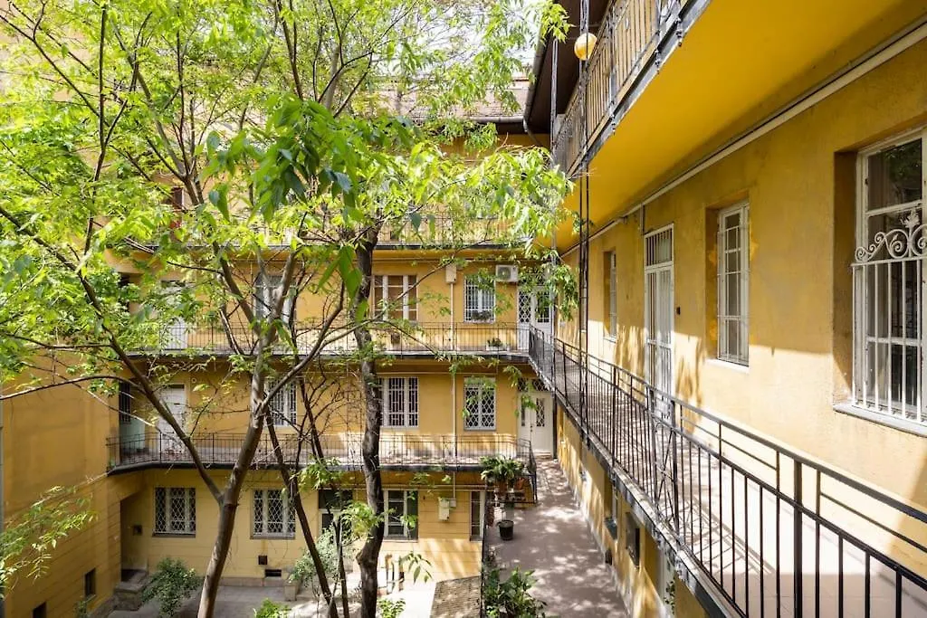 Central Relaxing Home 3Bdr A/C Budapest
